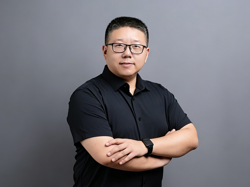 Professor Yan Fei, Design Advisor