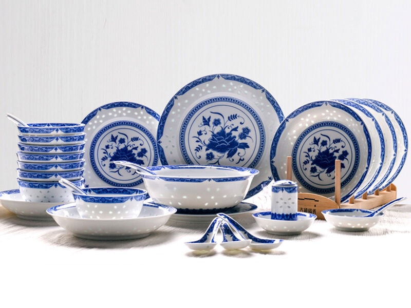 Ceramic Dinnerware Set: Fragrant Jade Tableware (30-piece)