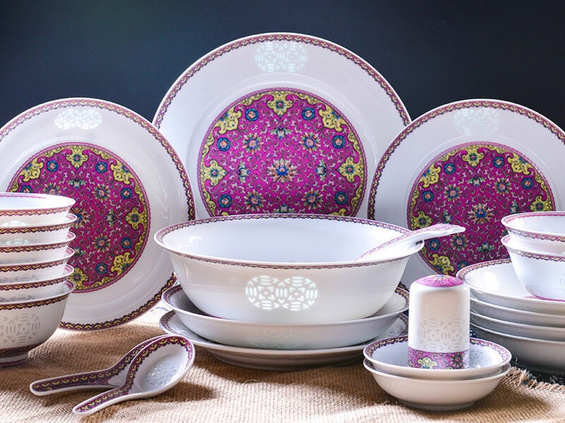 Ceramic Dinnerware Set: Lucky Fortune Arrives (Rouge Red)