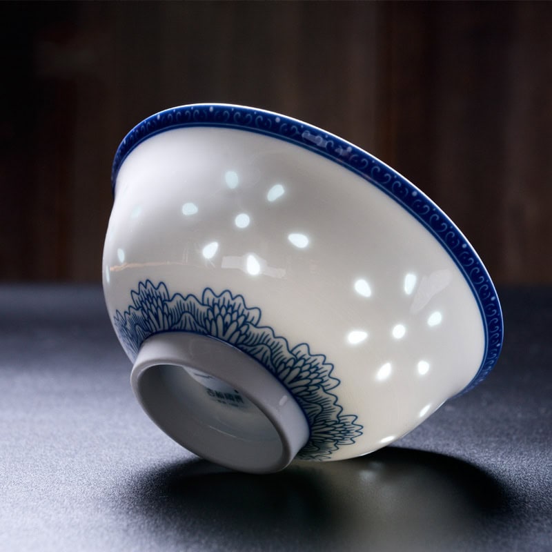 Blue-and-White Linglong porcelain