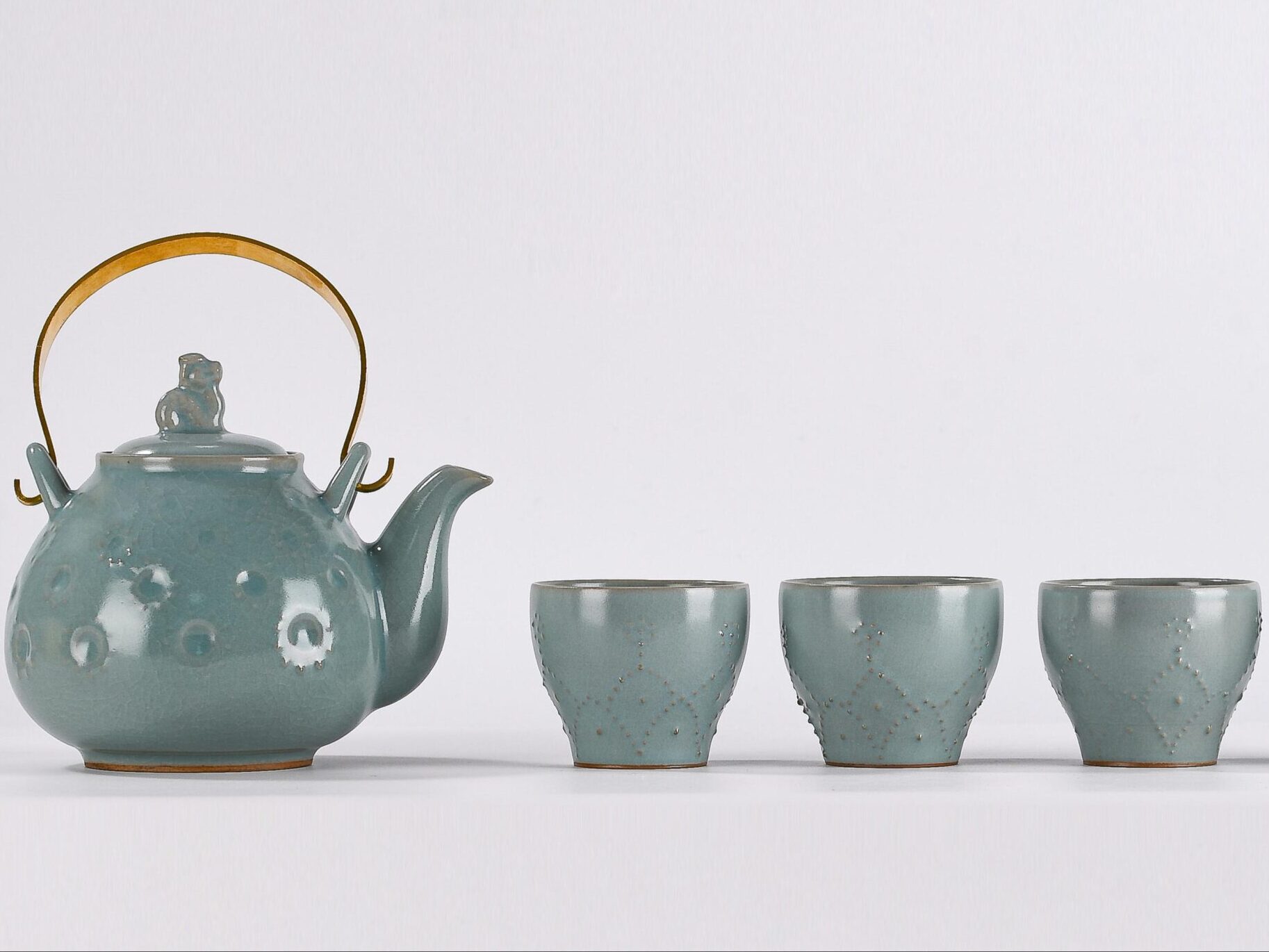 Jingdezhen Sky-Celadon Ru Kiln Ceramic Tea Set with Nail Relief & Auspicious Beast Knob with Metal Bail Handle