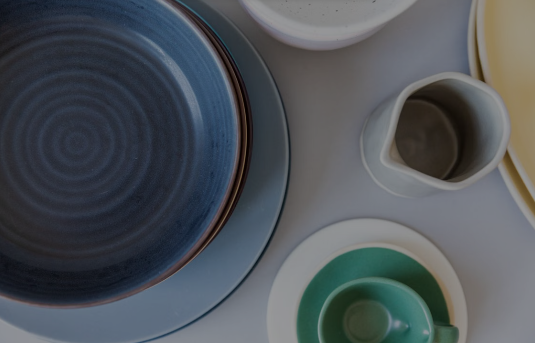 Porcelain vs Stoneware