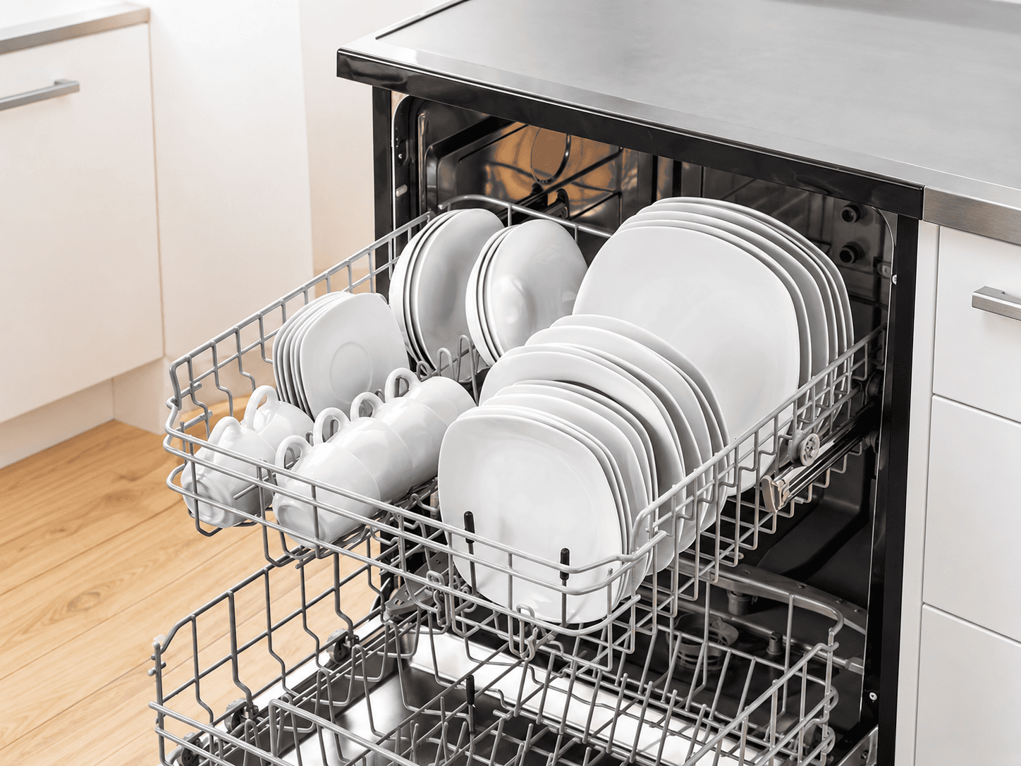 Is Porcelain Dishwasher and Microwave Safe? A Practical Guide for Buyers and Everyday Users
